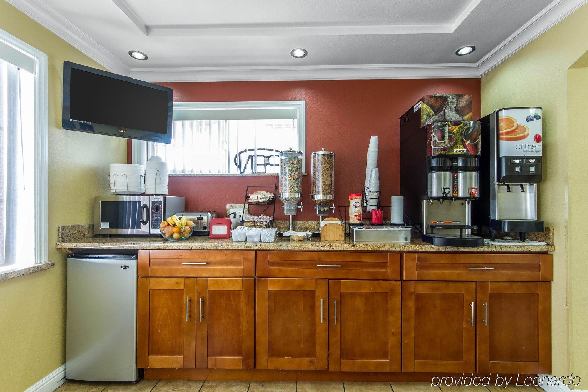 Rodeway Inn & Suites Near The Coliseum & Arena Oakland Eksteriør billede