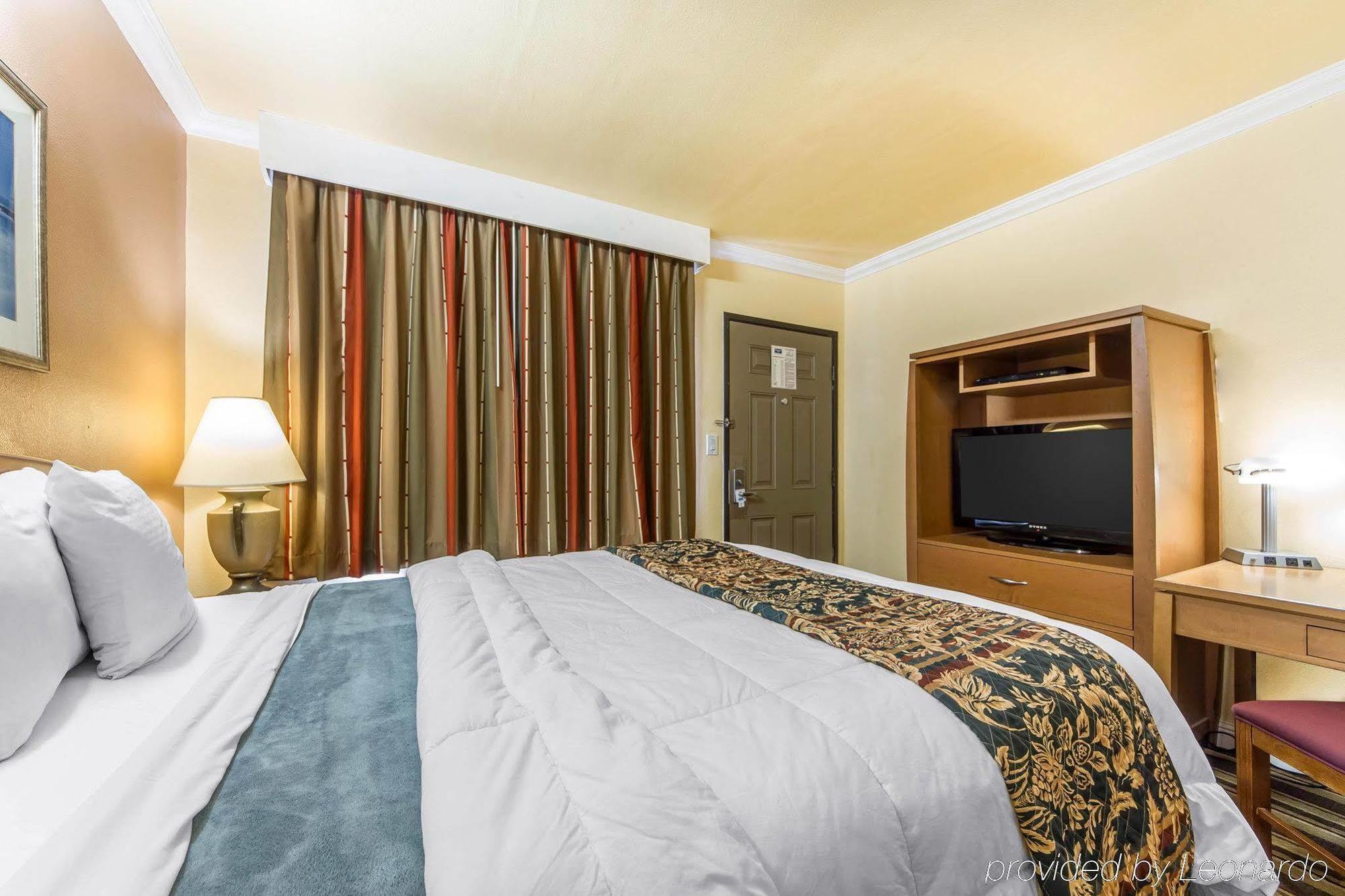 Rodeway Inn & Suites Near The Coliseum & Arena Oakland Eksteriør billede