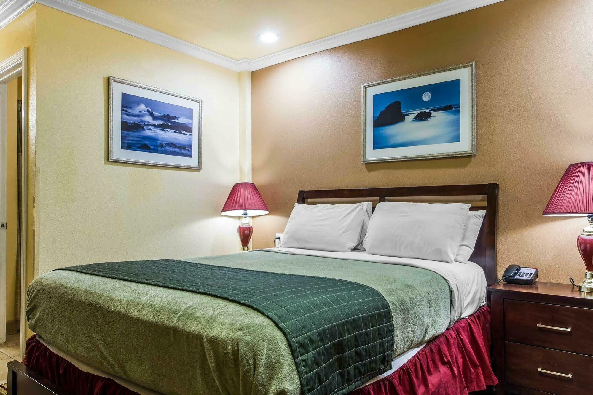 Rodeway Inn & Suites Near The Coliseum & Arena Oakland Eksteriør billede