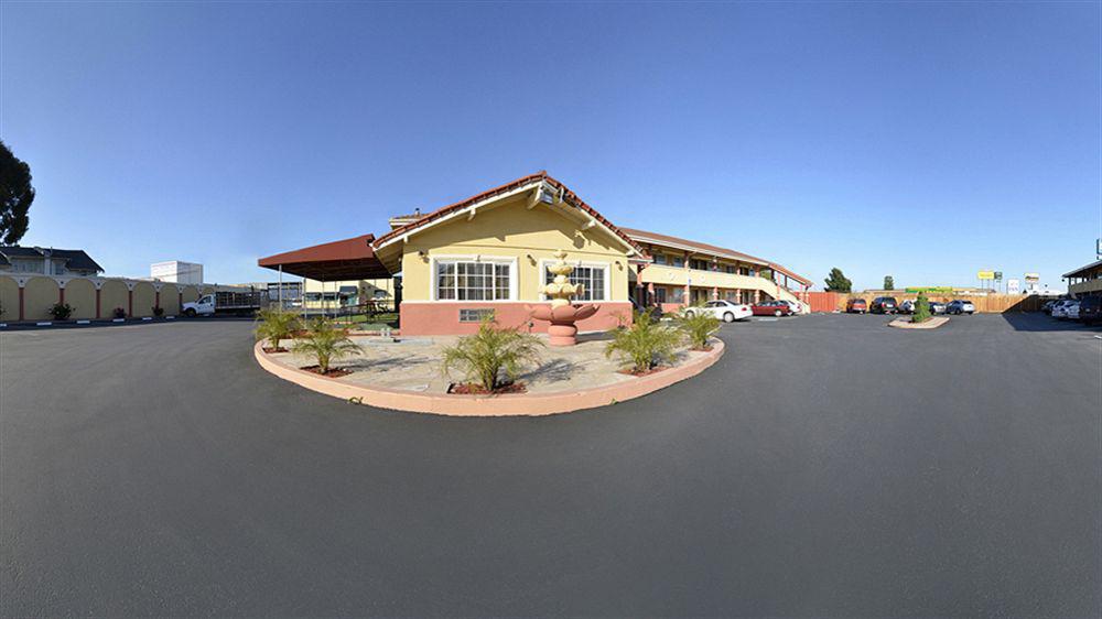 Rodeway Inn & Suites Near The Coliseum & Arena Oakland Eksteriør billede